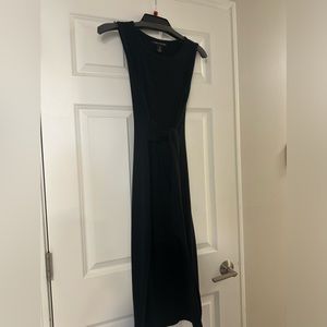 A pea in the pod black maternity dress